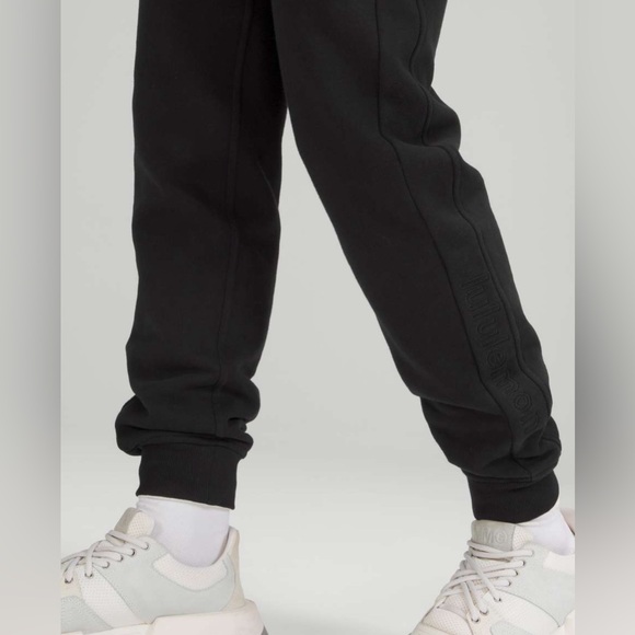 New Lululemon Scuba High-Rise Jogger *Fleece 28" !!! - Picture 4 of 11